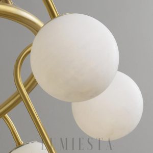 Alabastron - nowoczesna lampa w pierścieniu z alabastru