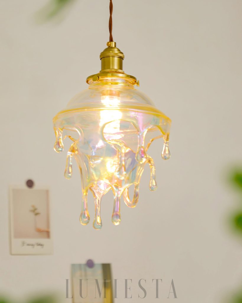 Lampa wisząca w kształcie kropli wody z kryształem i szkłem - smukła forma kropli na cienkim zawiesiu