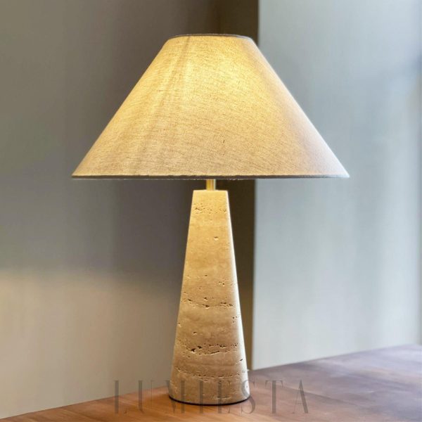 Elegancka stożkowa lampa stołowa z trawertynu beżowa 45x52cm
