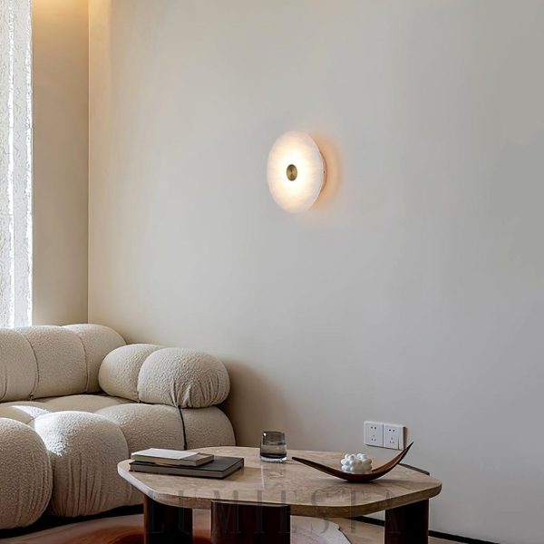 Palawan - Alabastrowa lampa ścienna dyskowa, biało-złota