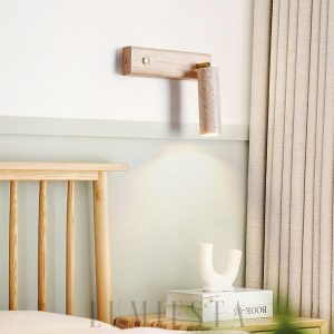 Obrotowy kinkiet trawertynowy z drewnianą podstawą LED