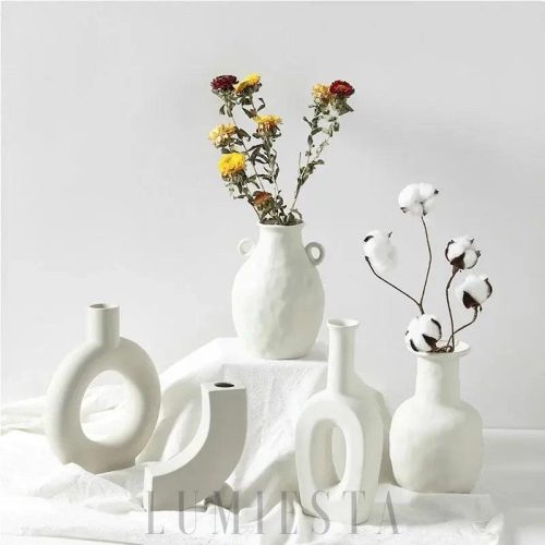 Unikalny wazon ceramiczny o nowoczesnym kształcie 23 cm