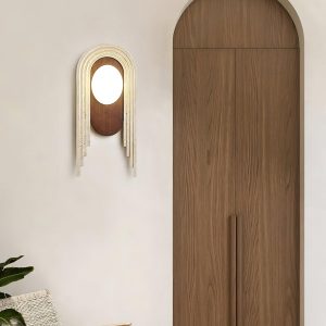 Vima - Beżowa lampa ścienna, trawertyn i drewno, stylowy kinkiet 18x40cm