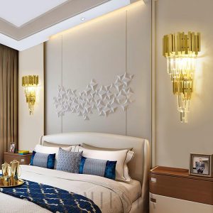 Lampa ścienna Bourbons Grand w złotym kolorze 27x54 cm