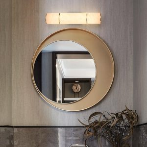 Lampa ścienna cylindryczna alabastrowa, biała, złota - Kinkiet długość 26/40/58cm