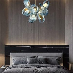 wm_15635451073976154709.jpg Warwick - Żyrandol niebieskie szkło, płatki, mosiężny 60 cm