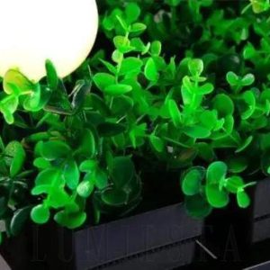 Lampa wisząca z roślinami w nowoczesnym stylu industrialnym