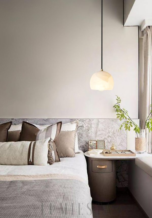 wm_16032420485749078958.jpg Viela Elegancka półokrągła lampa z alabastru, biało-złota