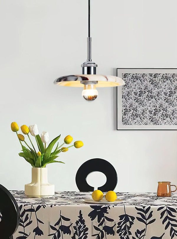 Okrągła lampa wisząca marmurowa chromowana do jadalni