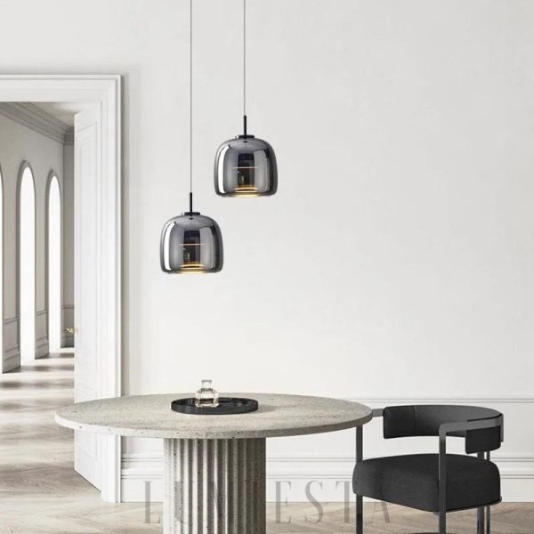 Szklana lampa wisząca industrialna 35 cm, pełny widok modelu z profilu