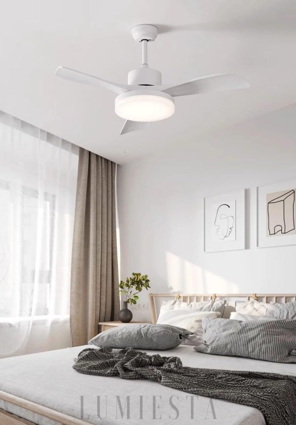 Biały sufitowy wentylator z oświetleniem Nordic 3 5 łopatek