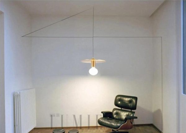 Nowoczesna lampa wisząca złota minimalistyczna styl loftowy