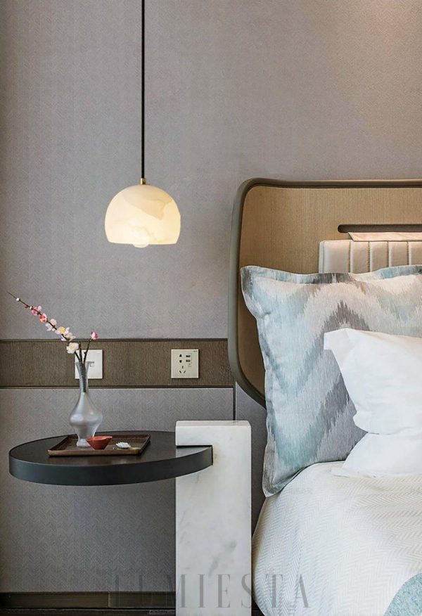 wm_16653223880313010744.jpg Viela Elegancka półokrągła lampa z alabastru, biało-złota