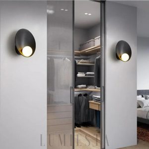 Nowoczesna biało-czarna lampa ścienna z okrągłym kloszem