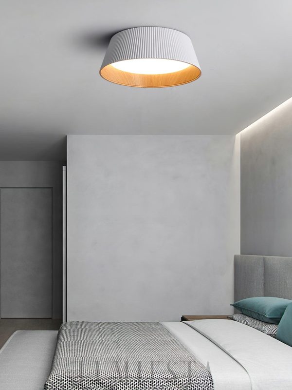 Eden - Sufitowa z żebrowanym kloszem — czarna lub biała