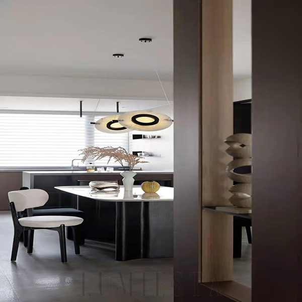 Lampa wisząca Magma Alabaster 51 cm czarno-biała