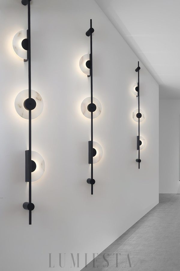 Lampa ścienna Alabaster w stylu minimalistycznym z metalu