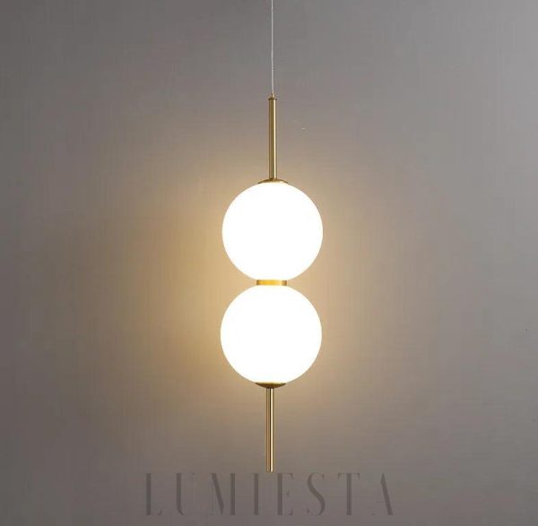 Lampa wisząca z podwójnym okrągłym kloszem - złoty stelaż i szklane elementy