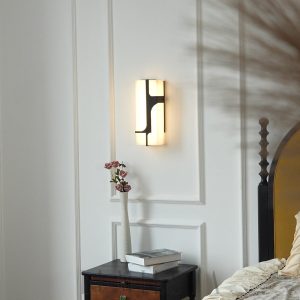 wm_17636916806639406430.jpg Ariel - Lampa ścienna Alabaster – mosiężna, nowoczesna