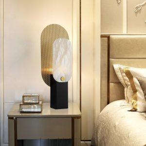 Altai - Alabastrowa lampa stołowa — czarno-biała z złotem