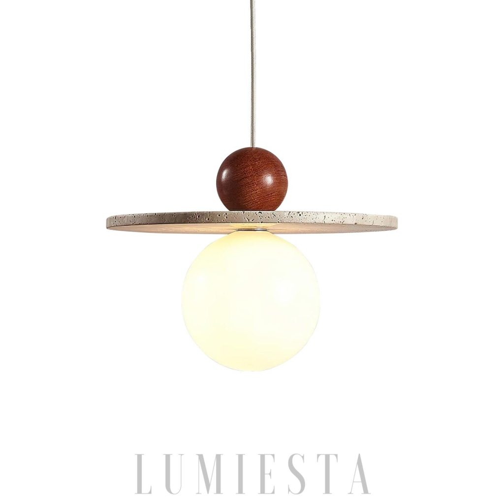 Lampa wisząca z trawertynu i drewna Ora w stylu nowoczesnym, widok całej formy