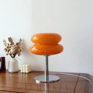 Nowoczesna lampa stołowa donut szklany kolorowy klosz - widok z przodu, barwny klosz i okrągła podstawa