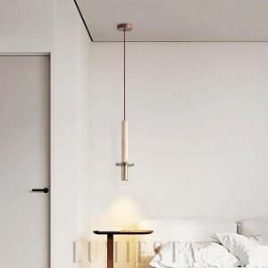 Kendal - wisząca lampa z trawertynu, lampa zawieszona nad wnętrzem w eleganckiej aranżacji