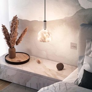Lampa wiszaca alabastrowa biala Blair - widok od dołu na okrągły klosz