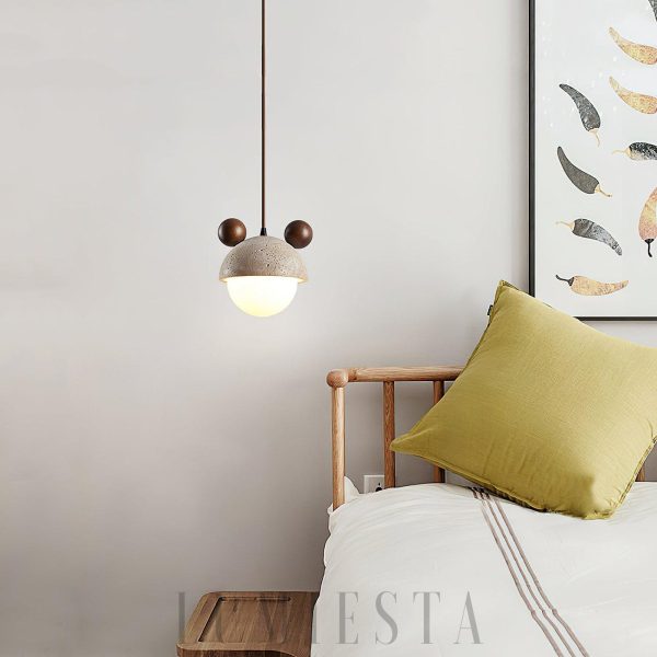 Lampa wisząca Domiere z travertynu i drewnianymi akcentami