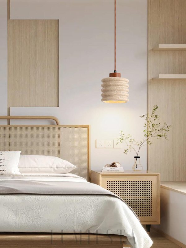 Lampa wisząca Candeeiro Column z travertynu i drewna 12cm