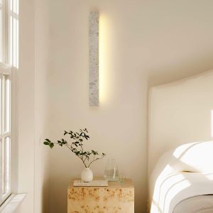 Stravik - Beżowa lampa ścienna z naturalnego trawertynu, kinkiet 48/58 cm