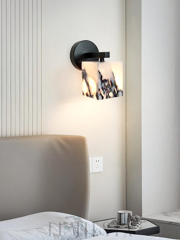 wm_3758292459239803359.jpg Marmurowa elegancka lampa ścienna kostka 8x13cm Biały Ciepła