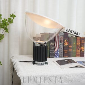 Taccia - Elegancka lampa stołowa z przezroczystym kloszem