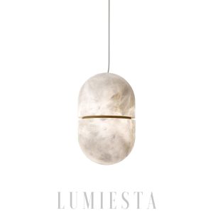 Lampa wisząca Yum z alabastru — minimalistyczny design z owalnym kształtem i metalowym paskiem