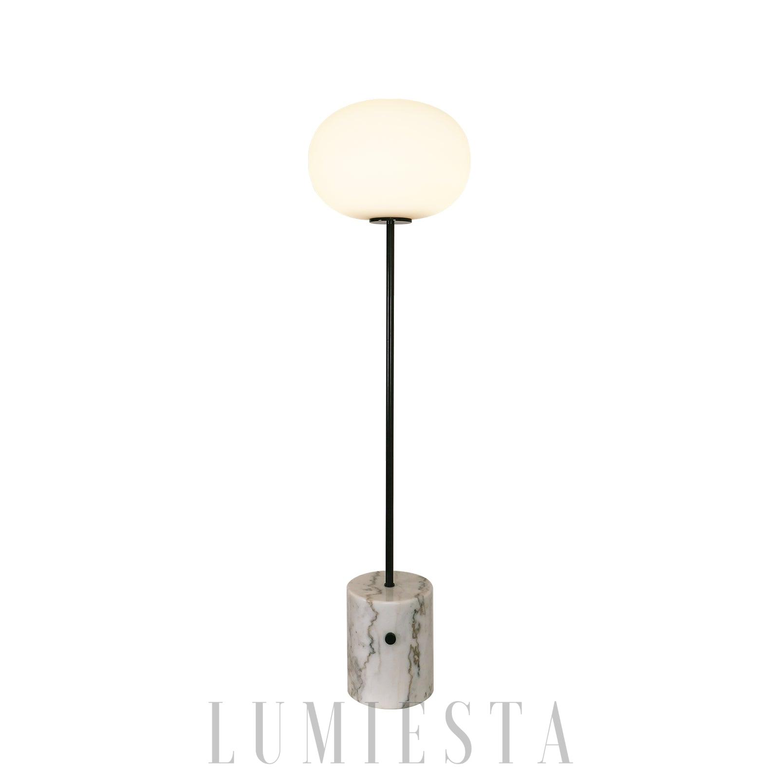 Choyu - lampa podłogowa marmurowa z kulistym kloszem