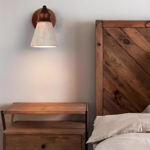 Kinkiet stożkowy z trawertynu beżowy 11 x 15 cm nastrojowy