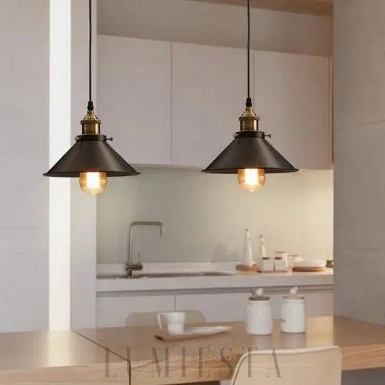 Lampa wisząca industrialna złoto-czarna z metalowym wnętrzem klosza i prostą linią