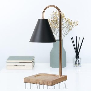 Lampka biurkowa metalowy klosz - widok na podstawę i połączenie ramienia
