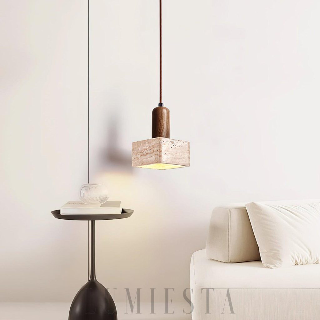 Lampa wisząca Travertine Talla 20 cm - detal trawertynowego klosza i drewnianego mocowania