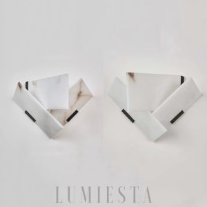 Heart - kinkiet z alabastru i metalu, widok zbliżeniowy na strukturę kamienia