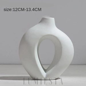 wm_6681907314828511654.jpg Elegancki biały ceramiczny wazon 12–14 cm
