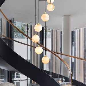 Romeria - lampa wisząca w kształcie kul w stylu nowoczesnym