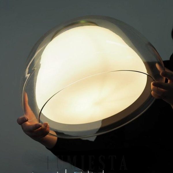Lampa wisząca z przezroczystym kloszem bąbel - widok z boku