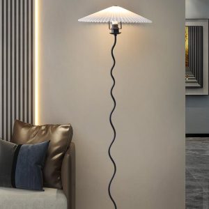 wm_80586727456254654.jpg Squiggle - Skandynawska lampa podłogowa z falistym stelażem