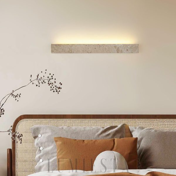 Stravik - Beżowa lampa ścienna z naturalnego trawertynu, kinkiet 48/58 cm