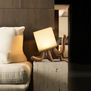 Octavia - Lampa stołowa z alabastru w stylu rzeźby z drewna