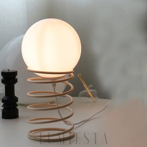 Chromowana lampka stołowa z okrągłym kloszem - detal ramienia