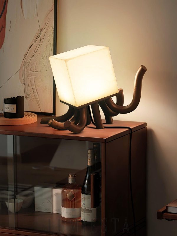 Octavia - Lampa stołowa z alabastru w stylu rzeźby z drewna