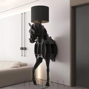 wm_9252019440096636634.jpg Lampa podłogowa Tete Horse nowoczesna czarno-czerwona