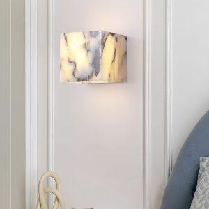 Luksusowy biały marmurowy kinkiet sześcienny LED 12x12 cm